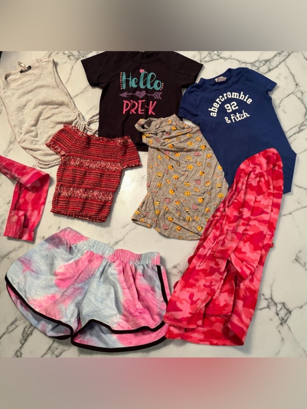 7pc bundle lot girls MEDIUM 1shorts 1robe 5 shirts no stains or wear